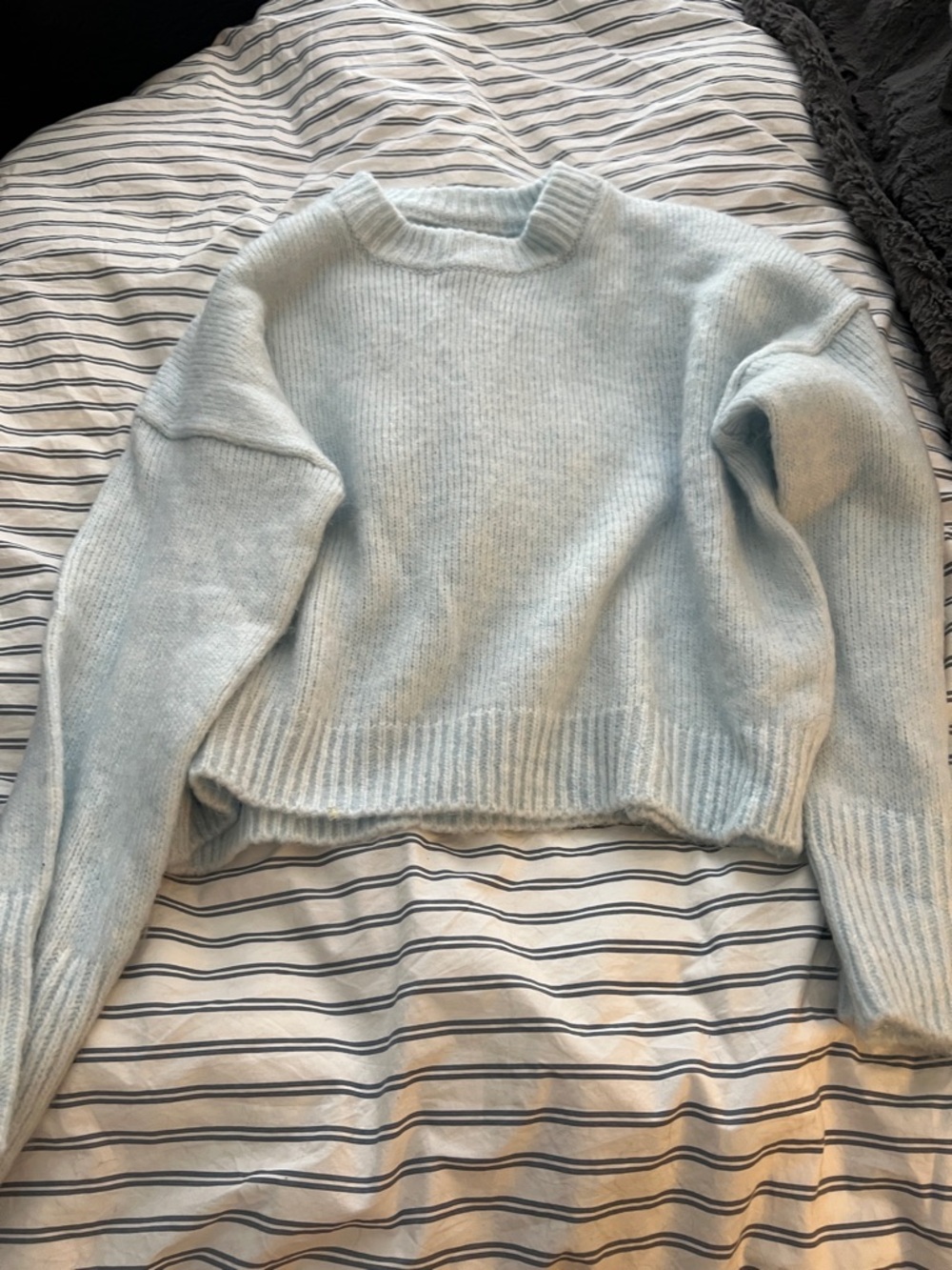 Abercrombie & Fitch Pale Blue Crewneck Cropped Knit Sweater
